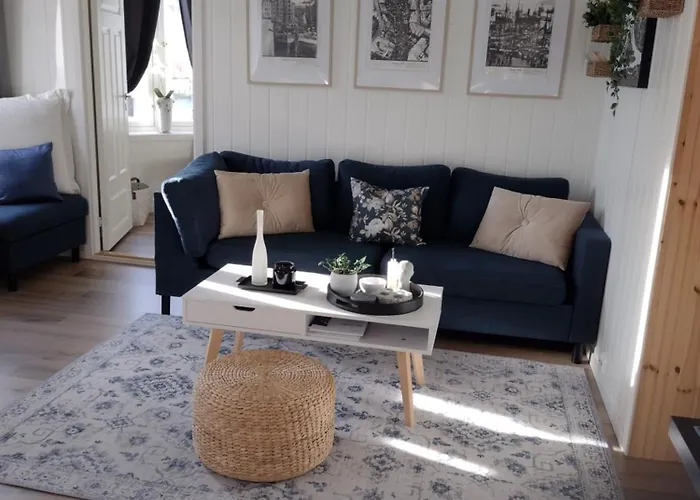 Light With Free Parking Apartament